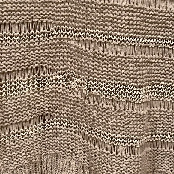 Top - Picture 7 of 9